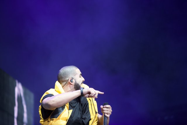 Drake electrifies London's O2 Arena