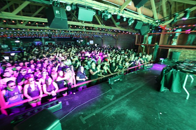 Massive Crowd Electrified at Wobbleland 2026 Festival