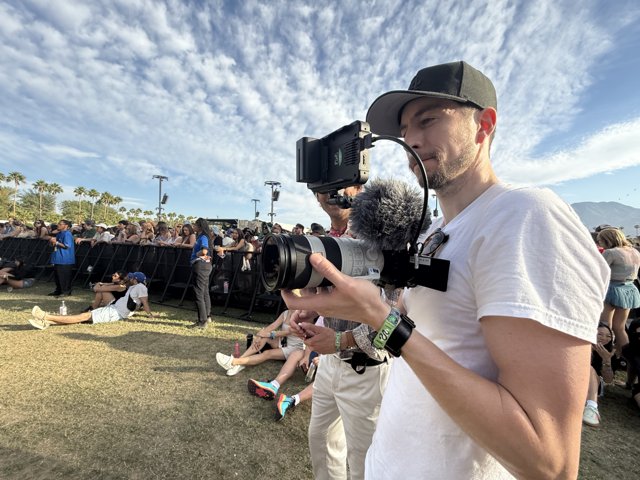 Capturing Moments Under the Open Sky