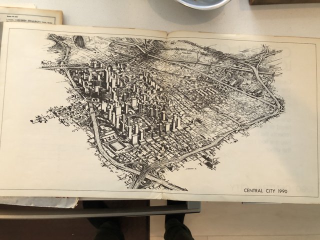 Paris Plan: A Hand-Drawn Map of the City