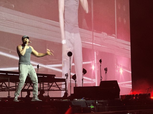 Electrifying Stage Presence