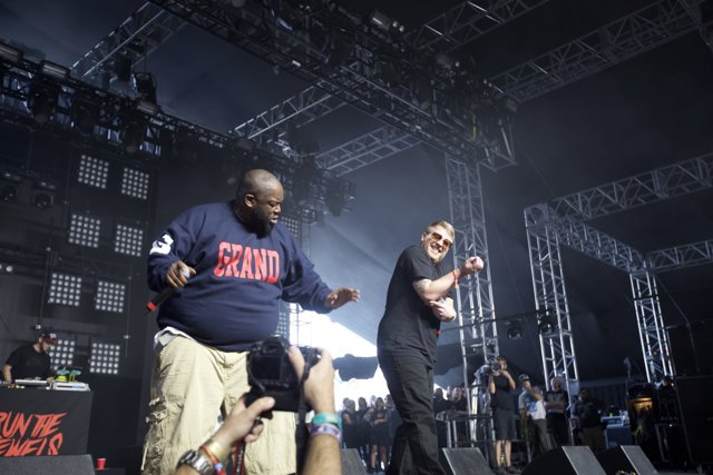 Killer Mike Rocks the Crowd with His Mic
