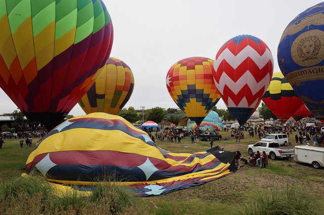 Colorful Hot Air Balloons Fill the Sky at Classic Festival