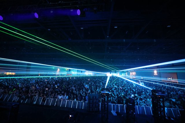 Laser Light Show Ignites Massive Wobbleland Dance Crowd