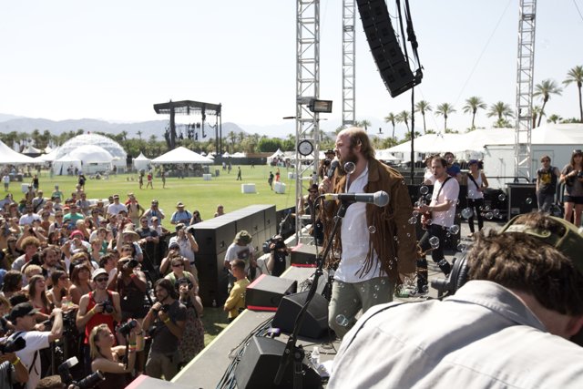 Entertainer Takes the Coachella Crowd by Storm