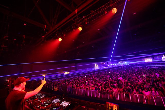 DJ Commands Massive Crowd at Wobbleland Festival 2026