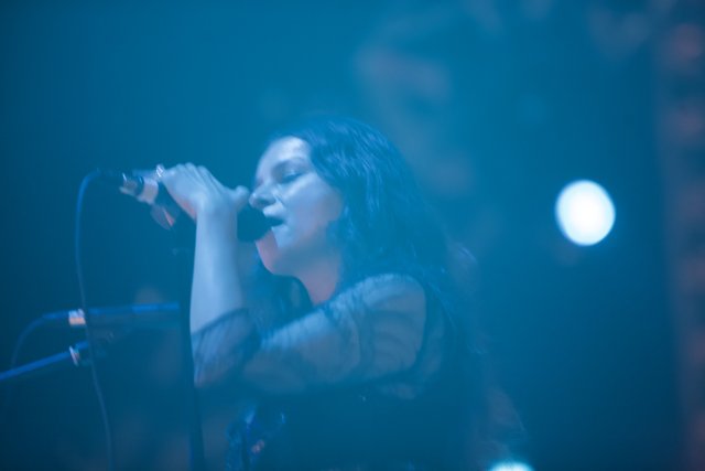 Hope Sandoval Belts Out Classic Tunes at Coachella 2012