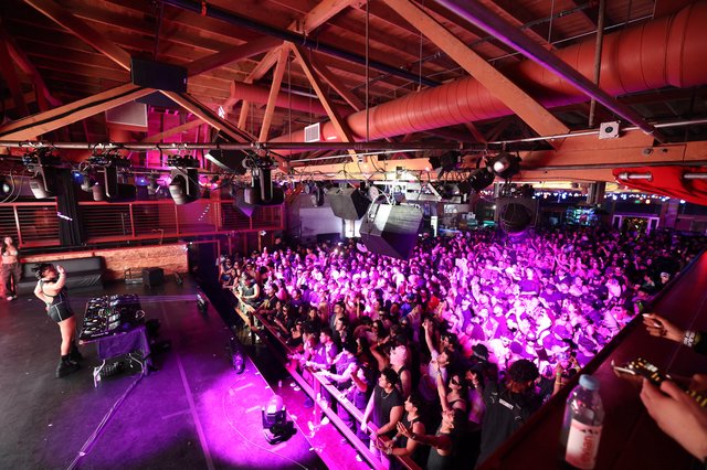 Packed Crowd Surges at Wobbleland 2026 Festival