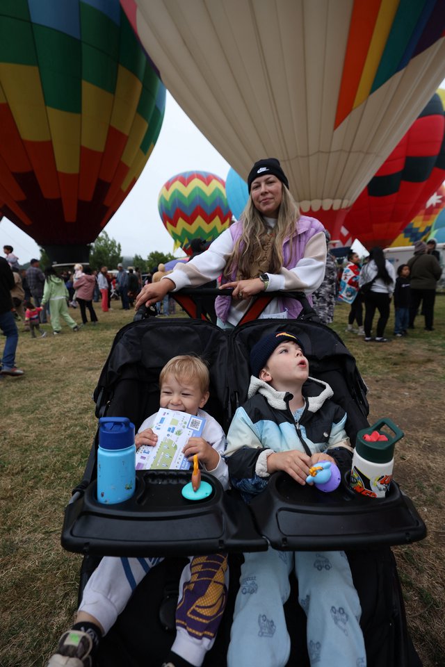 Family Wonder at Sonoma County Balloon Classic
