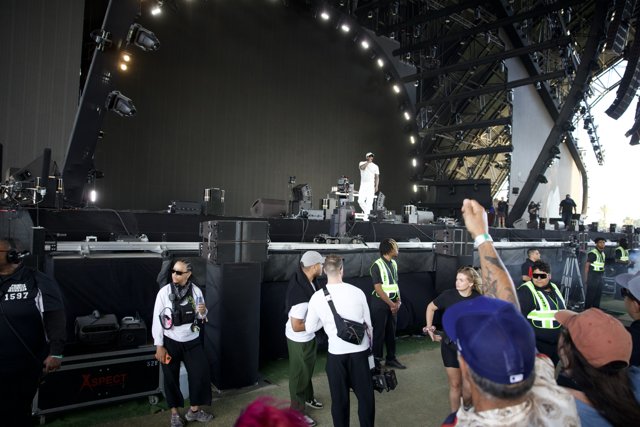 Anticipation and Energy: Moments Before Showtime at Coachella 2024