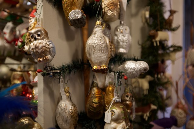 Vintage Glass Bird Christmas Ornaments Display