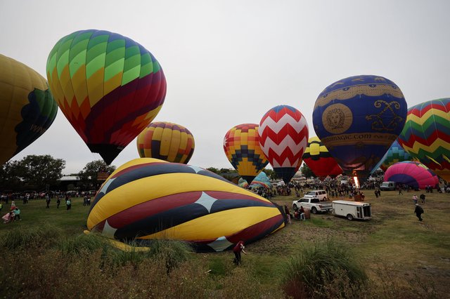 Colorful Hot Air Balloons Fill the Sky at Classic Festival