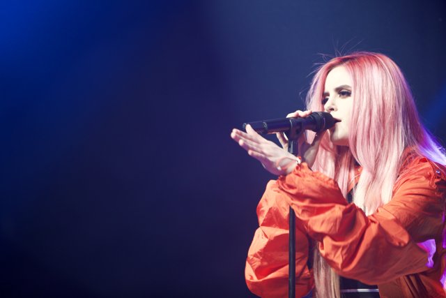 Pink-haired Soloist Rocks the Stage