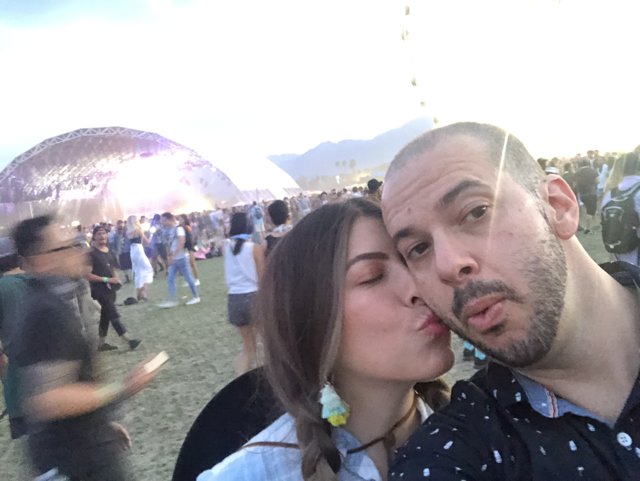 Music Festival Selfie Lovebirds
