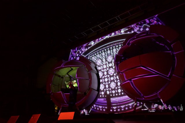 Purple Planetarium