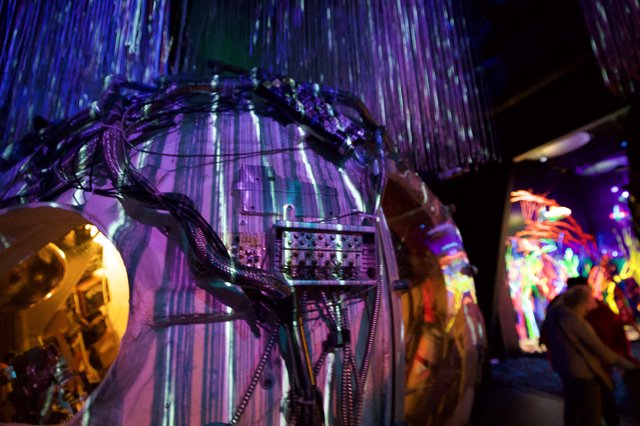 Immersive Digital Art Installation with Projected Light Streams