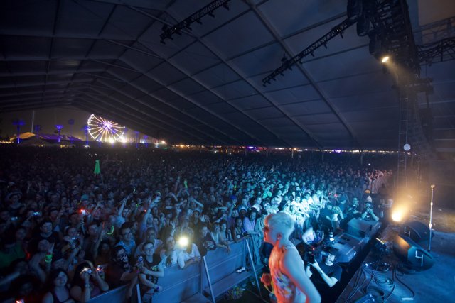 Massive Crowd Enjoys Rock Performance at Coachella 2011