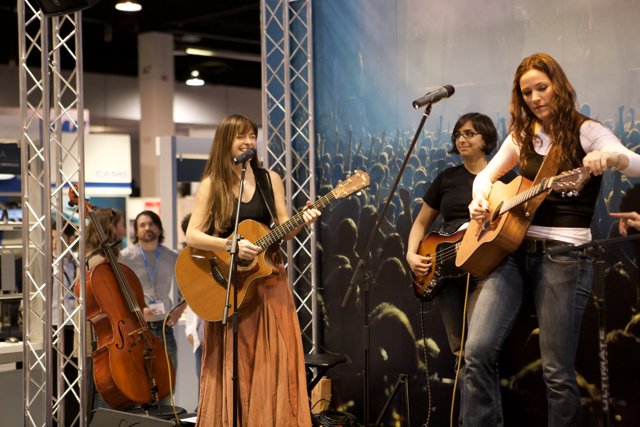Musical Duo Rocks the Crowd at 2008 NAMM Concert