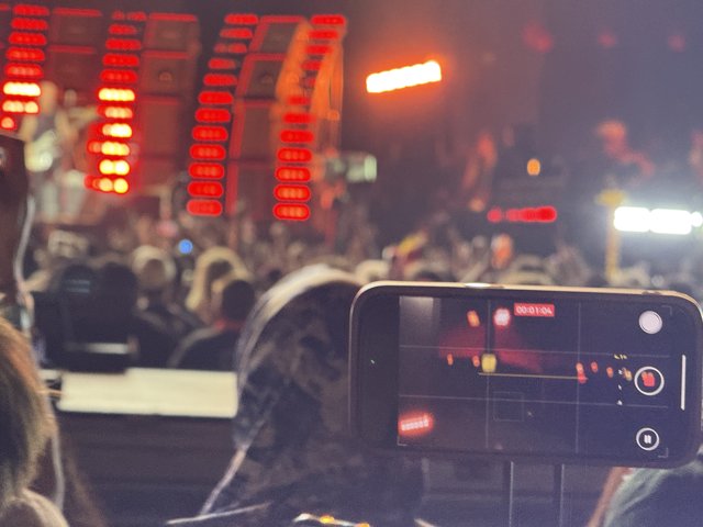 Capturing the Concert Glow