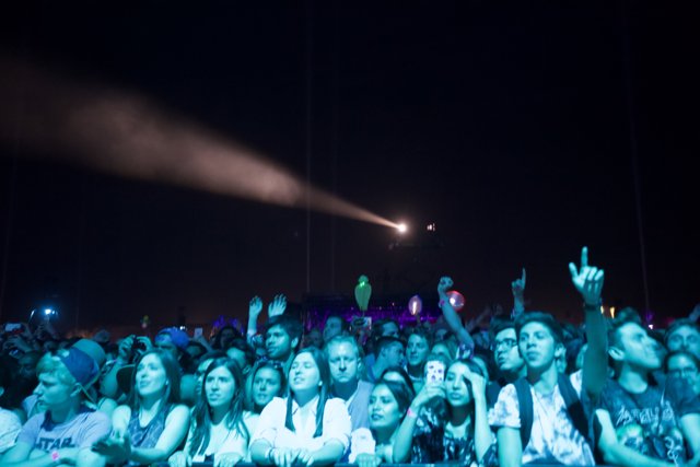 Crowd Goes Wild at Coachella 2016 Light Show