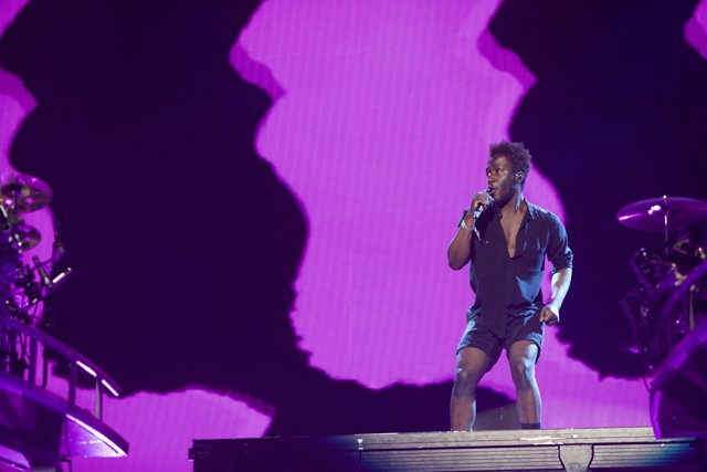 Kwabs Rocks Coachella Stage with Soulful Performance