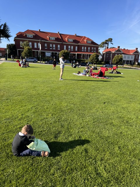 Leisure under the Blue Sky: A Moment in Presidio
