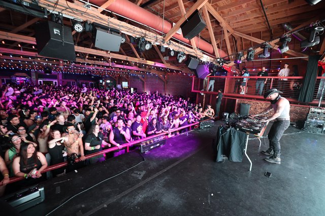 DJ Ignites Packed Crowd at Wobbleland 2026