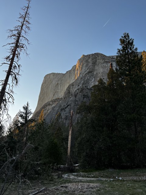 Majestic View of Yosemite Mountain Range