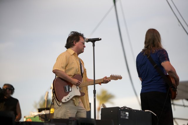 Two Guitarists Serenade the Crowd at Coachella