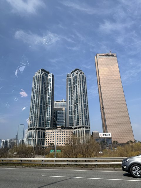 Urban Exodus: Seoul Skyscrapers