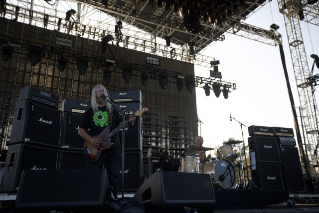 J Mascis Rocks the Stage with His Guitar