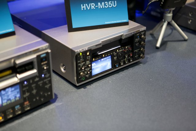Panasonic USM-XMV-HV-1 Electronics and Hardware