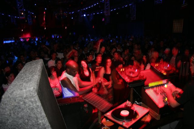 Viram Funktion: DJ Entertains the Urban Crowd at Nightclub