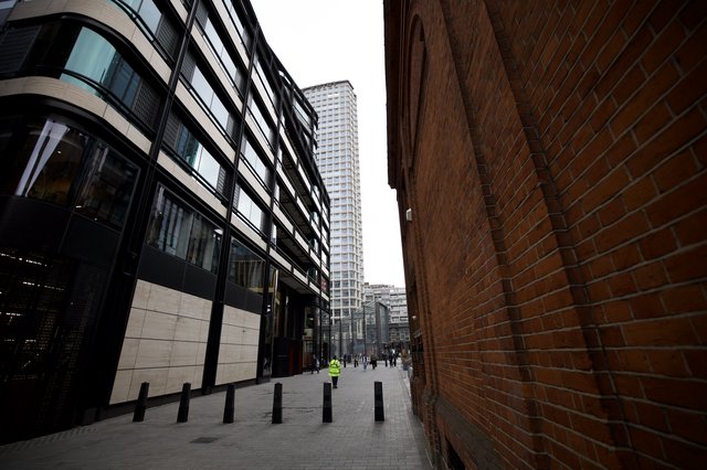 Modern Urban Canyon: Contrasting Architecture in London