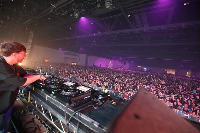 DJ Performs to Massive Crowd at Wobbleland 2026