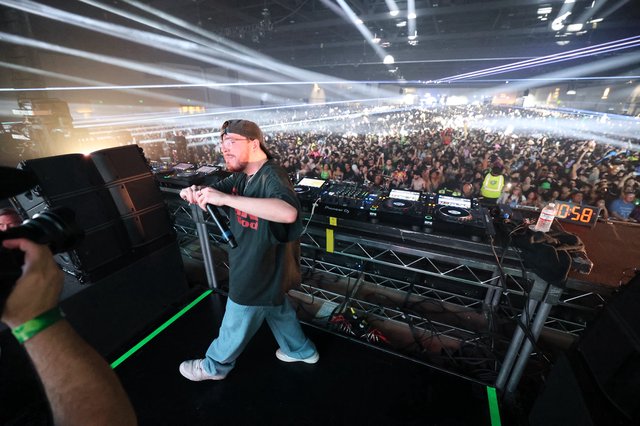 MC Ignites Massive Crowd at Wobbleland 2026