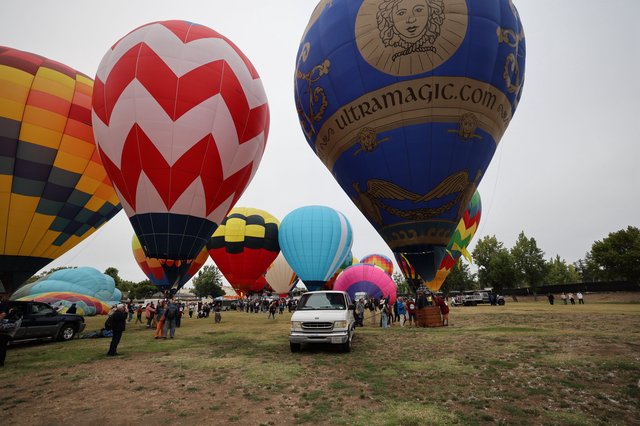 Colorful Hot Air Balloons Launch at Sonoma County Classic