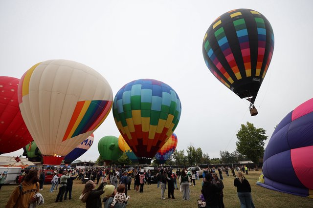 Colorful Hot Air Balloons Launch at Sonoma County Classic