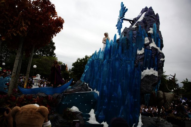 Enchanting Frozen Float at Disneyland 2023