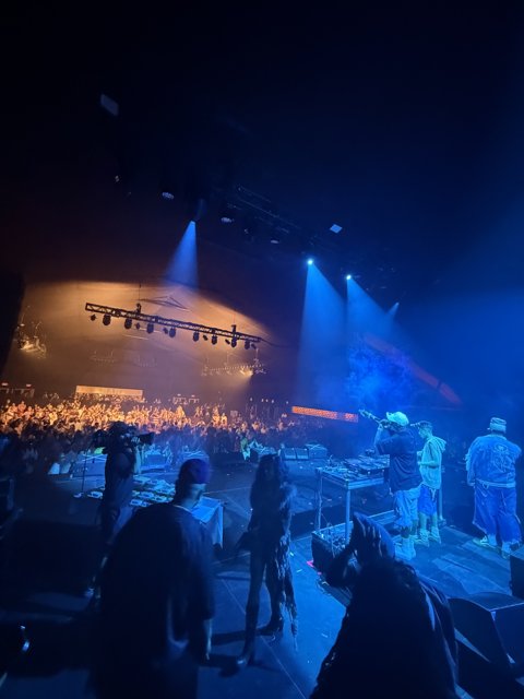 Night Beats and Electric Vibes