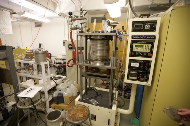 Cutting-Edge Manufacturing Equipment in a High-Tech Lab