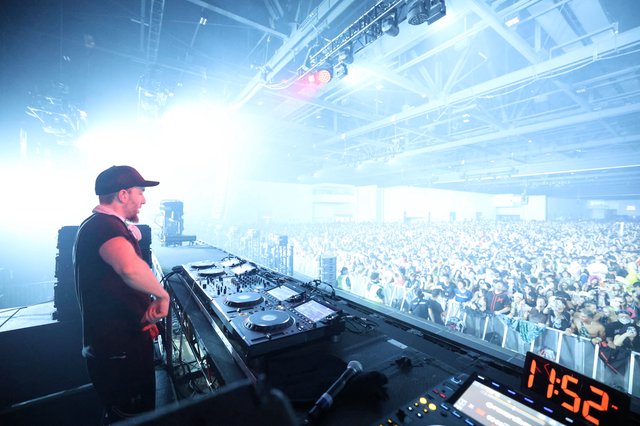 DJ Commands Massive Crowd at Wobbleland 2026