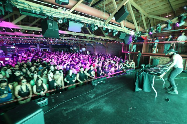 Massive Crowd Erupts at Wobbleland EDM Festival 2026