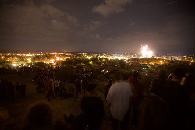 Spectacular Fireworks Display Illuminates Santa Fe Cityscape