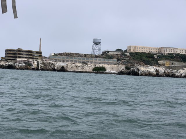 Alcatraz Island: A Stunning View from the Waterfront