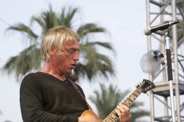 Paul Weller Shreds on His Electric Guitar at Coachella 2009