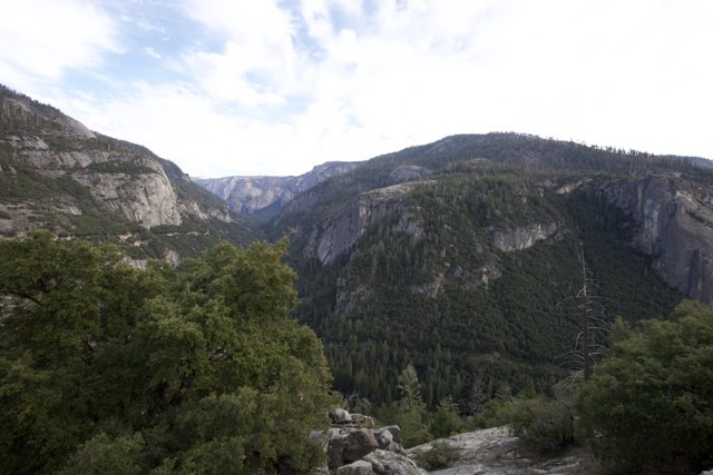 A Majestic View of Yosemite Mountains - December 2023