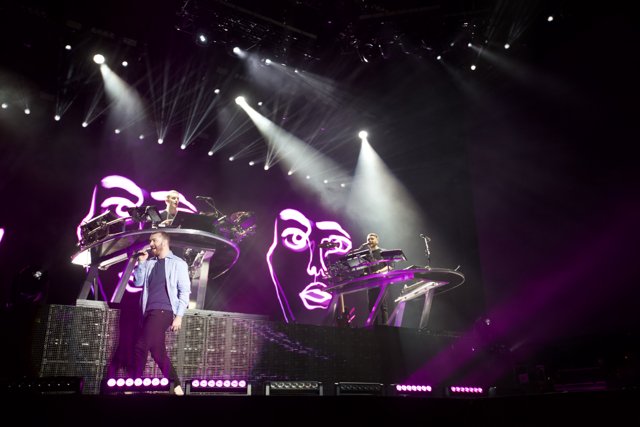 Sam Smith Rocks Coachella Stage with Purple Spotlight