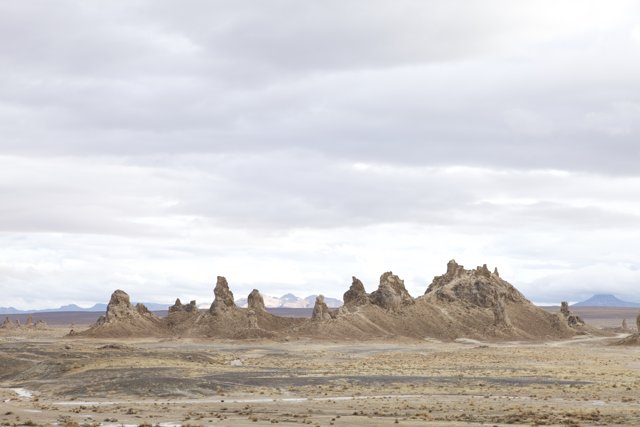Mesmerizing Landscape of the Majestic Desert