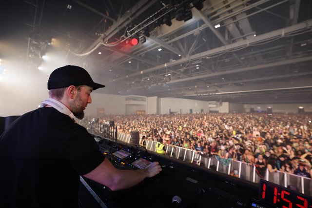 DJ Commands Massive Crowd at Wobbleland 2026